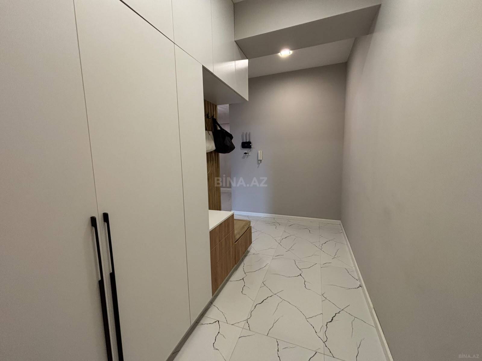 3 otaqlı Yeni tikili, Elmlər Akademiyası m., Bakı