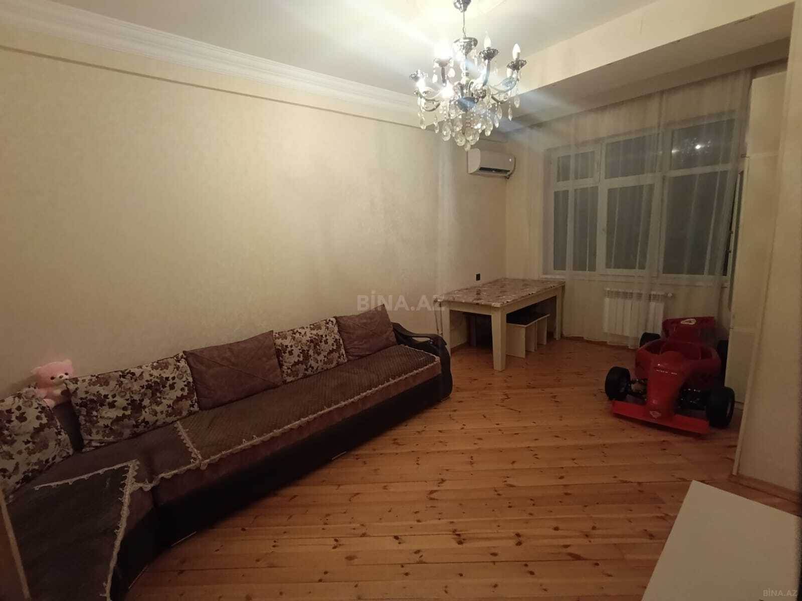 2 otaqlı Yeni tikili, Elmlər Akademiyası m., Bakı