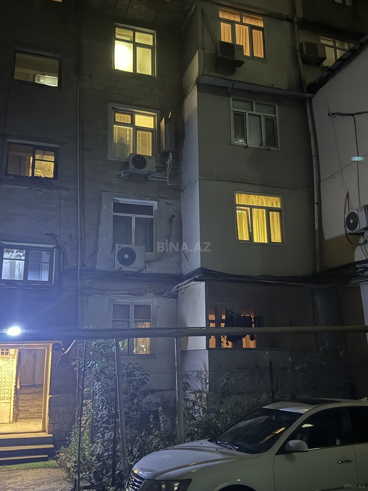 3 otaqlı Köhnə tikili, Nəriman Nərimanov m., Bakı