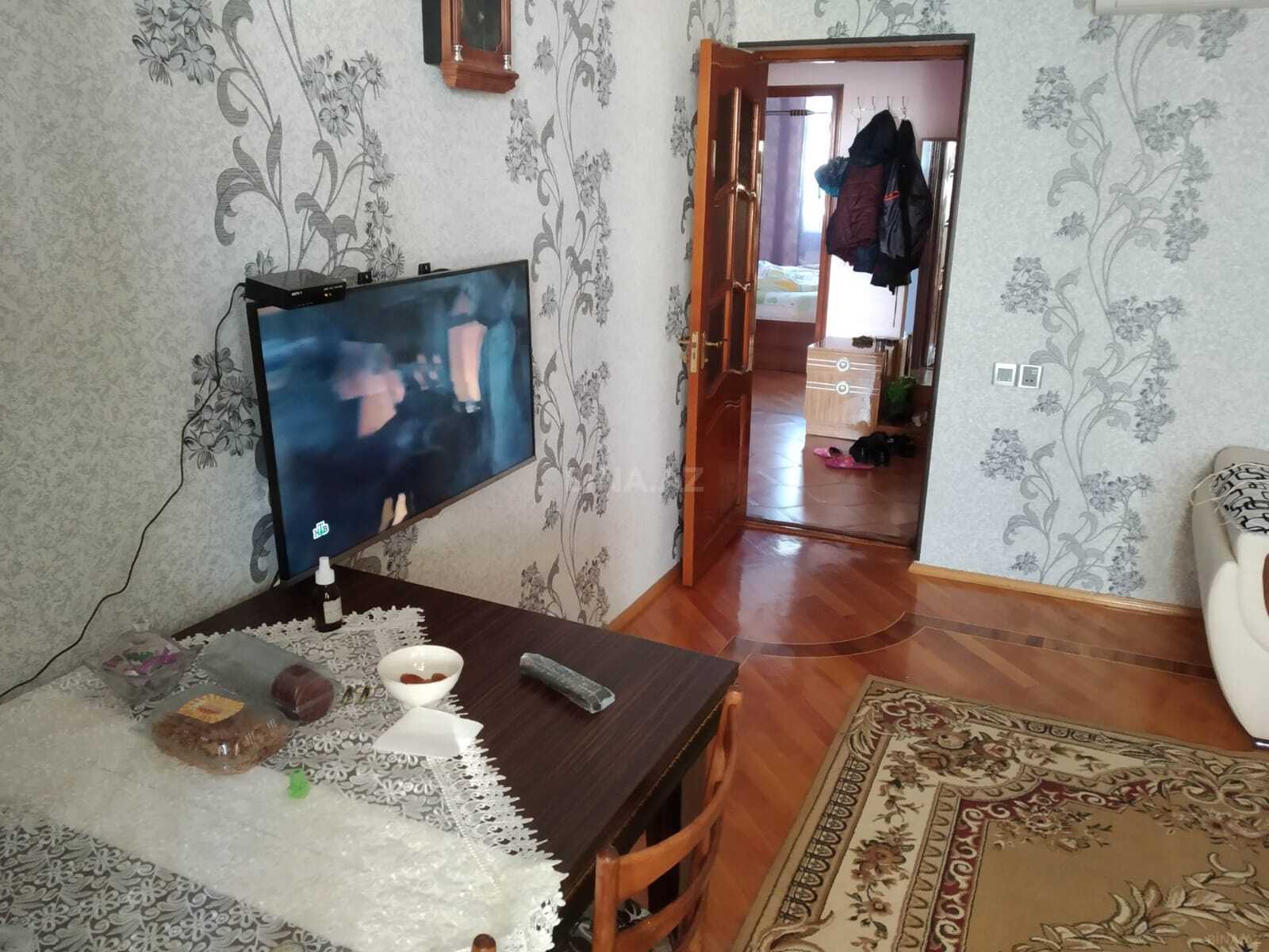 3 otaqlı Köhnə tikili, Əmircan q., Bakı