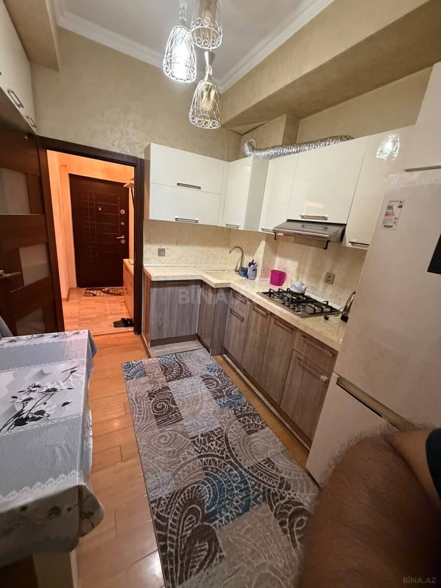 3 otaqlı Yeni tikili, Xırdalan