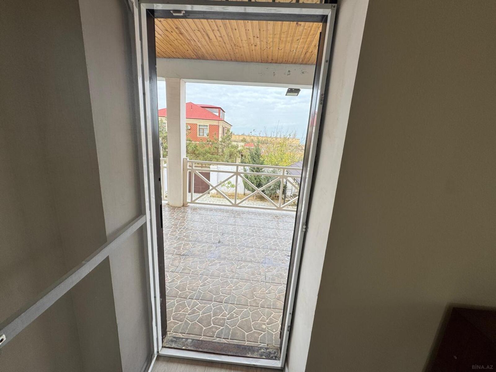 6 otaqlı Həyət evi/Bağ evi, Novxanı q., Bakı
