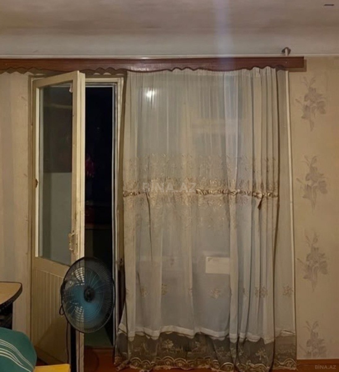 1 otaqlı Köhnə tikili, Neftçilər m., Bakı