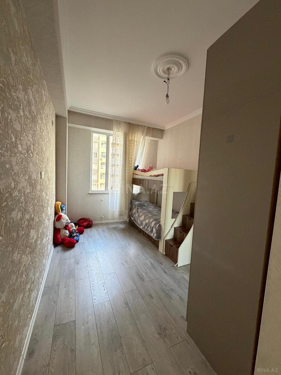 3 otaqlı Yeni tikili, Massiv D q., Bakı