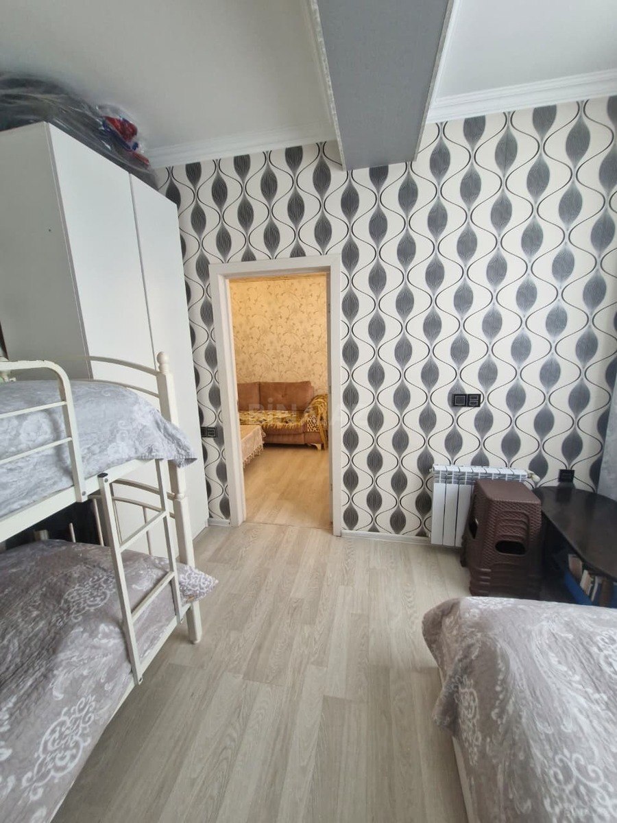 3 otaqlı Yeni tikili, Qaraçuxur q., Bakı