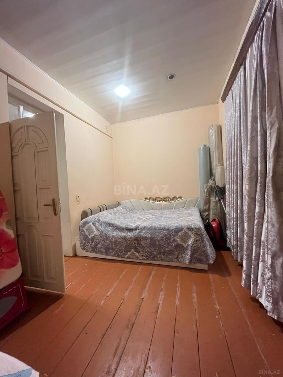 2 otaqlı Köhnə tikili, Şah İsmayıl Xətai m., Bakı