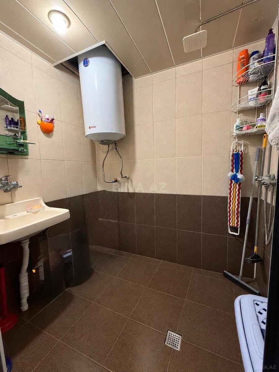 2 otaqlı Köhnə tikili, Şah İsmayıl Xətai m., Bakı