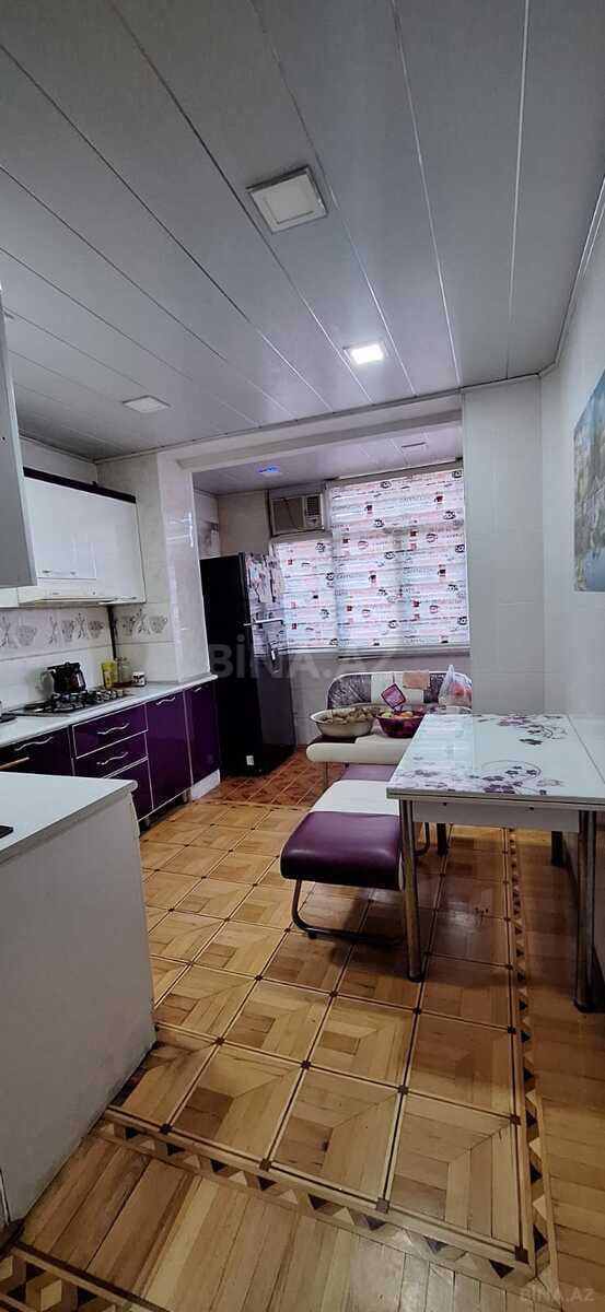 4 otaqlı Köhnə tikili, Həzi Aslanov m., Bakı