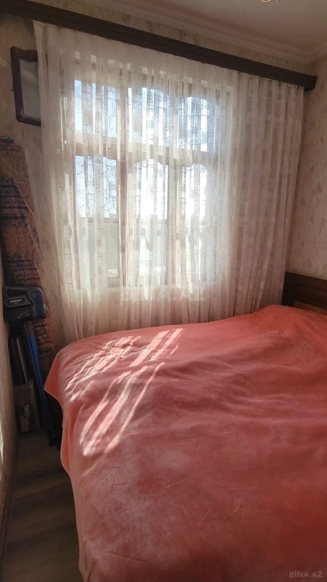 2 otaqlı Köhnə tikili, Memar Əcəmi m., Bakı