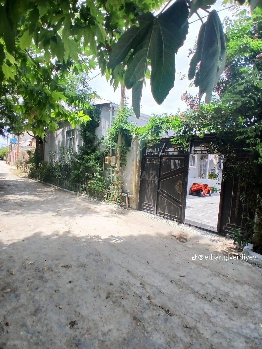 4 otaqlı Həyət evi/Bağ evi, Buzovna q., Bakı