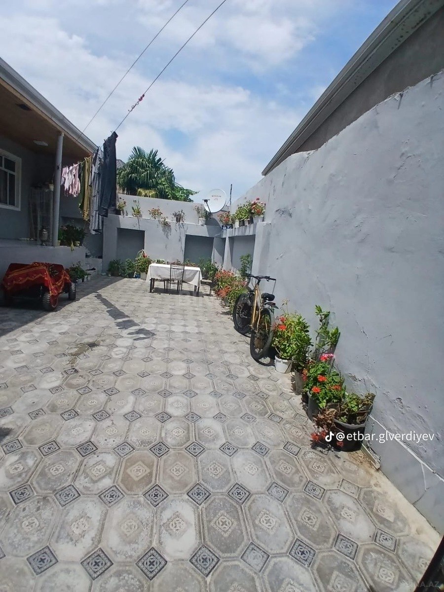 4 otaqlı Həyət evi/Bağ evi, Buzovna q., Bakı