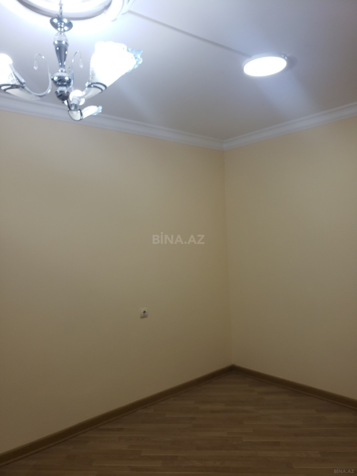 4 otaqlı Ofis, Memar Əcəmi m., Bakı