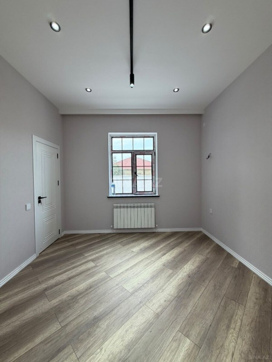 4 otaqlı Həyət evi/Bağ evi, Novxanı q., Bakı