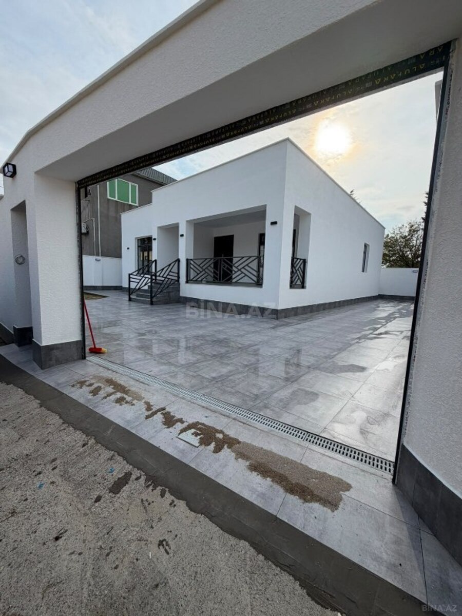 4 otaqlı Həyət evi/Bağ evi, Novxanı q., Bakı
