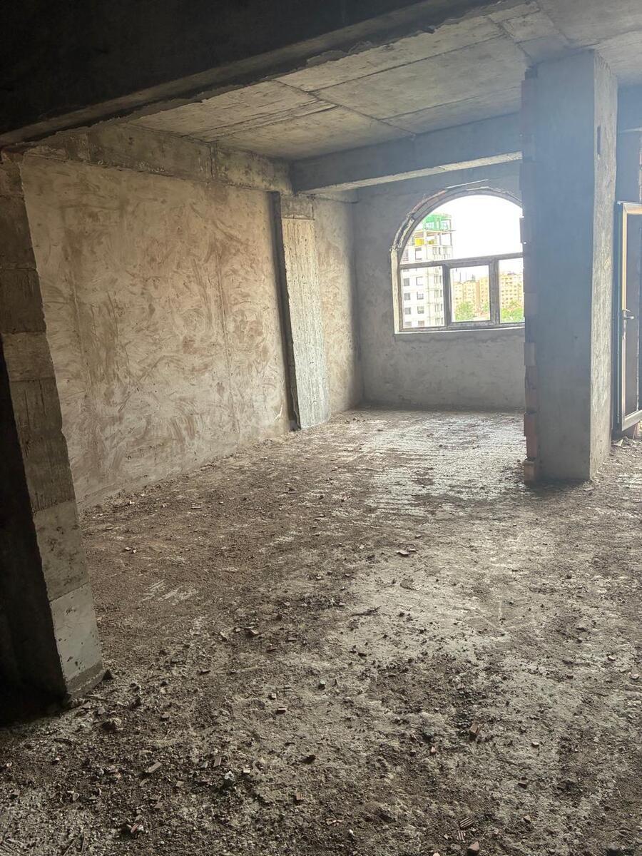 2 otaqlı Yeni tikili, Neftçilər m., Bakı
