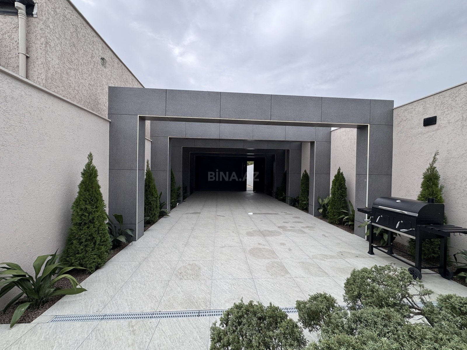 5 otaqlı Həyət evi/Bağ evi, Şüvəlan q., Bakı