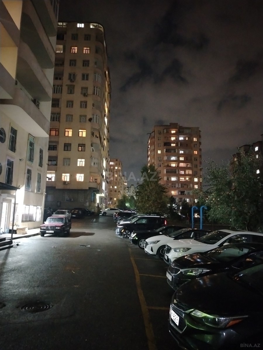 2 otaqlı Yeni tikili, İnşaatçılar m., Bakı