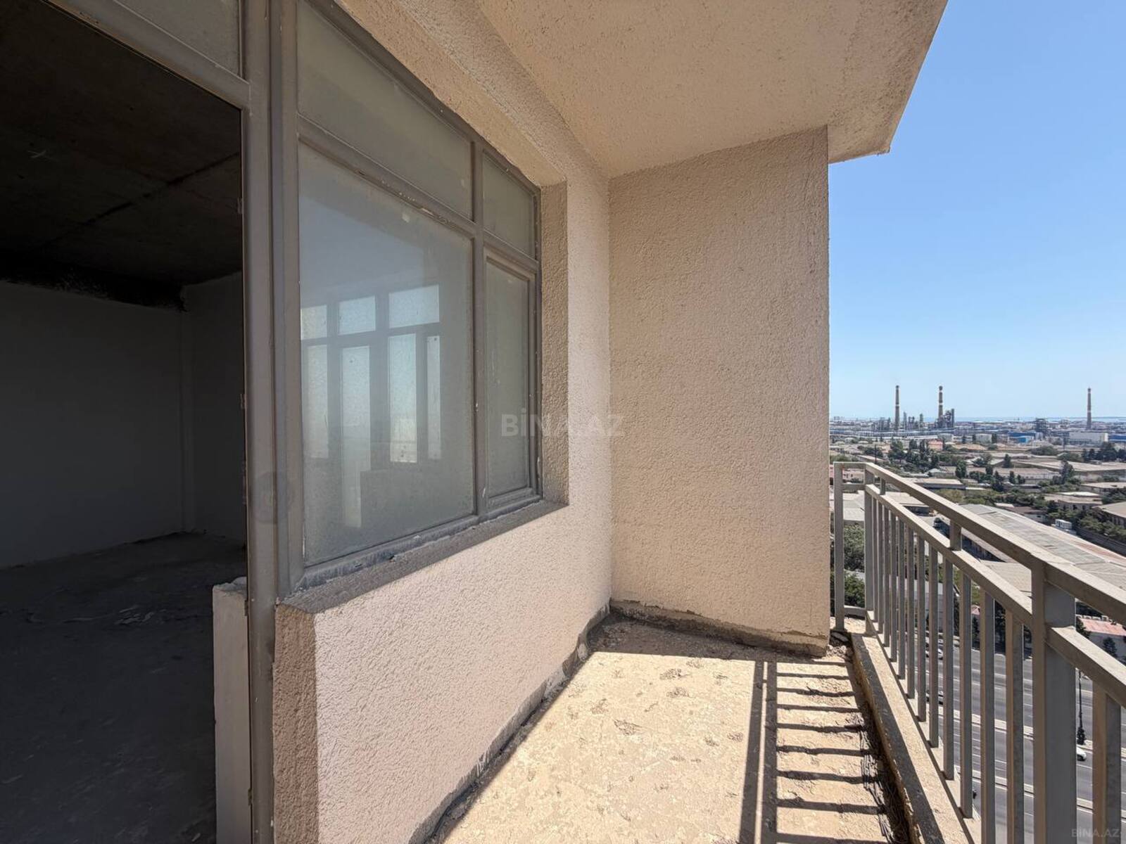 3 otaqlı Yeni tikili, Koroğlu m., Bakı