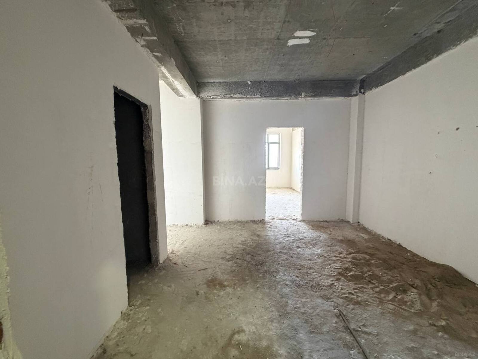 3 otaqlı Yeni tikili, Koroğlu m., Bakı