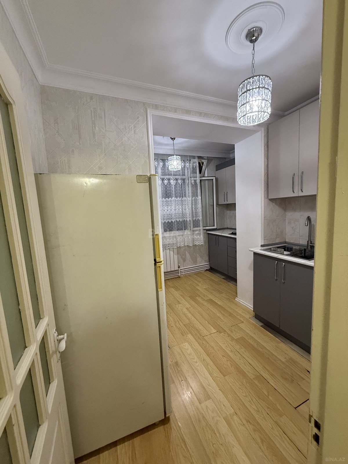2 otaqlı Köhnə tikili, 28 May m., Bakı