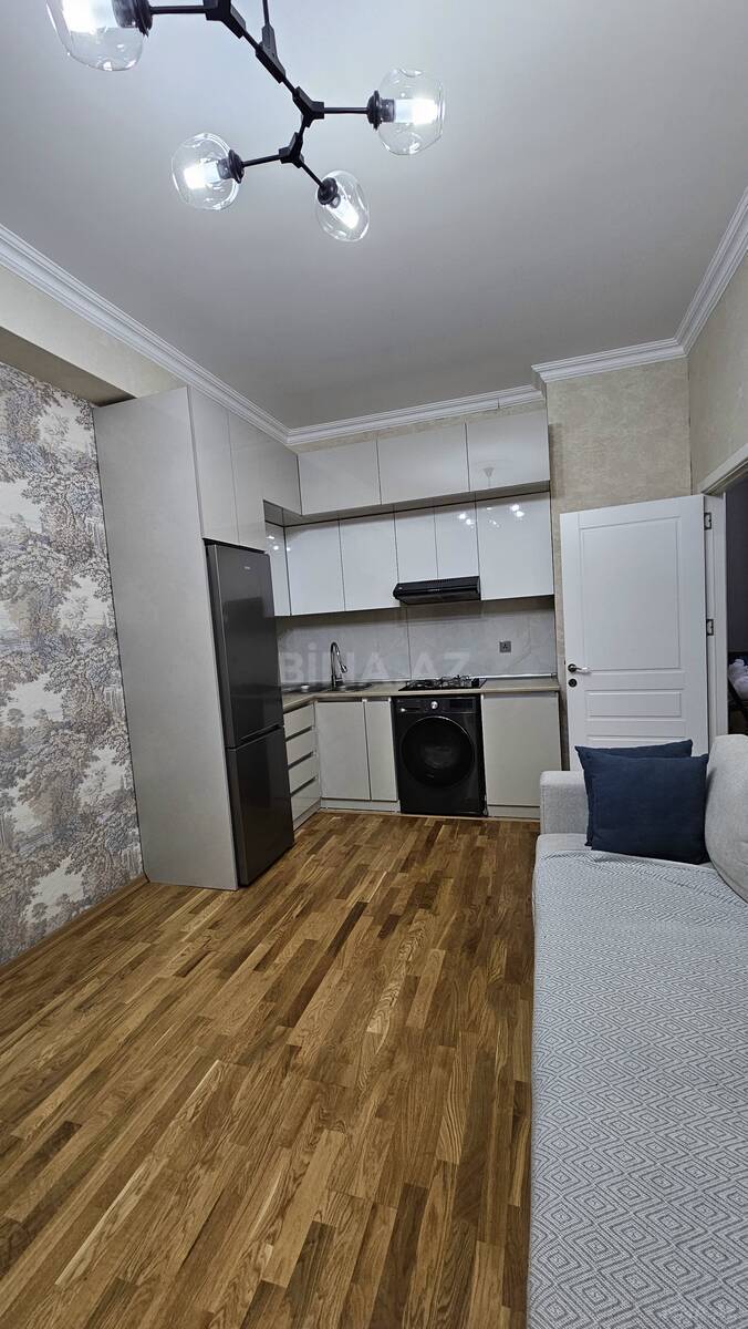 3 otaqlı Yeni tikili, Xırdalan