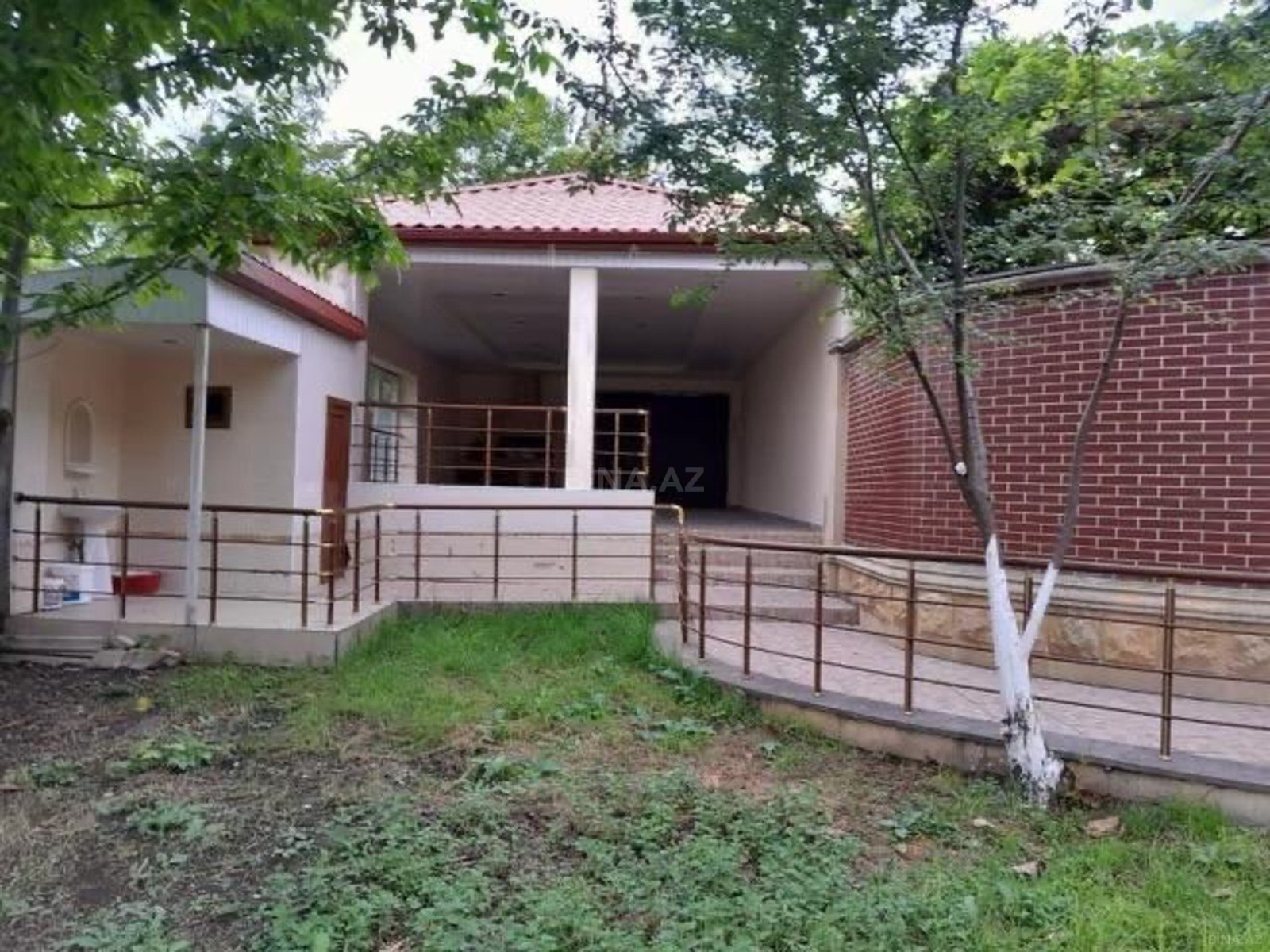 8 otaqlı Həyət evi/Bağ evi, Şamaxı