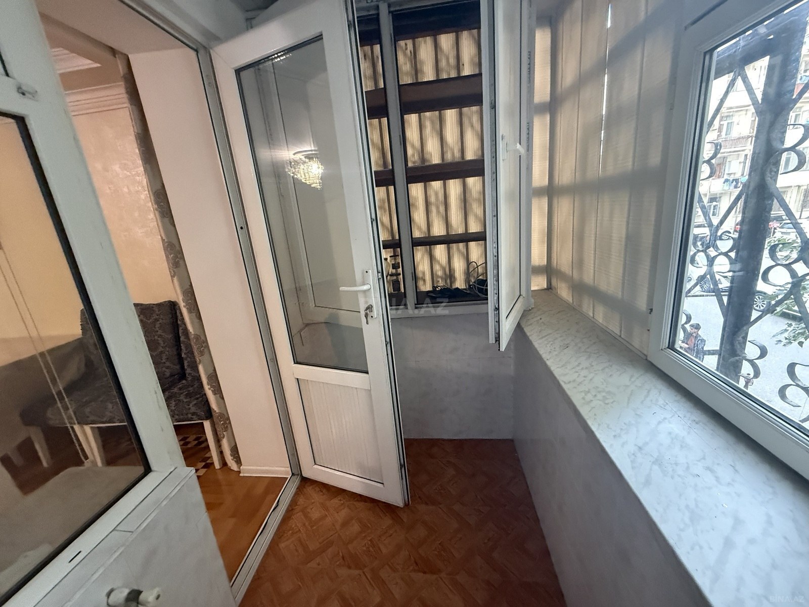 3 otaqlı Köhnə tikili, Qara Qarayev m., Bakı