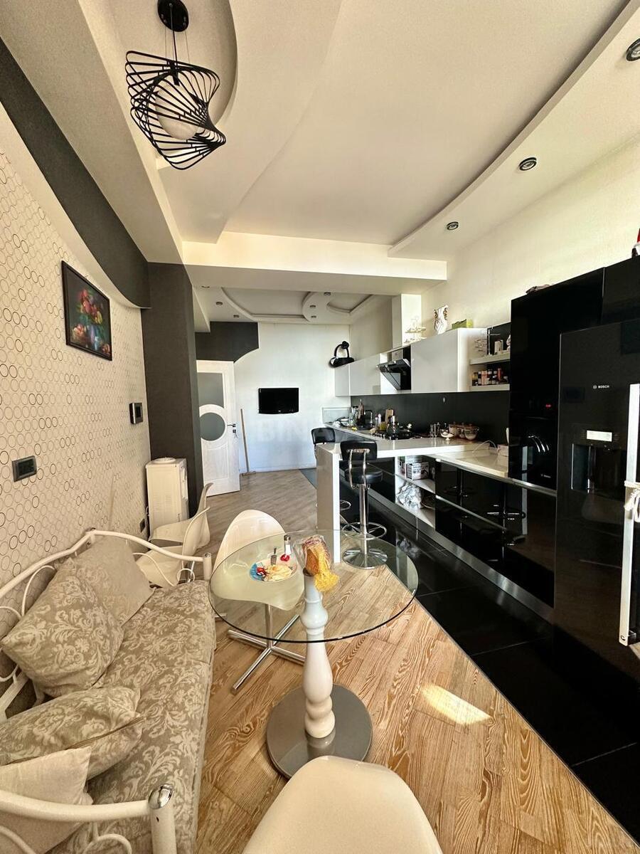 4 otaqlı Yeni tikili, 28 May m., Bakı