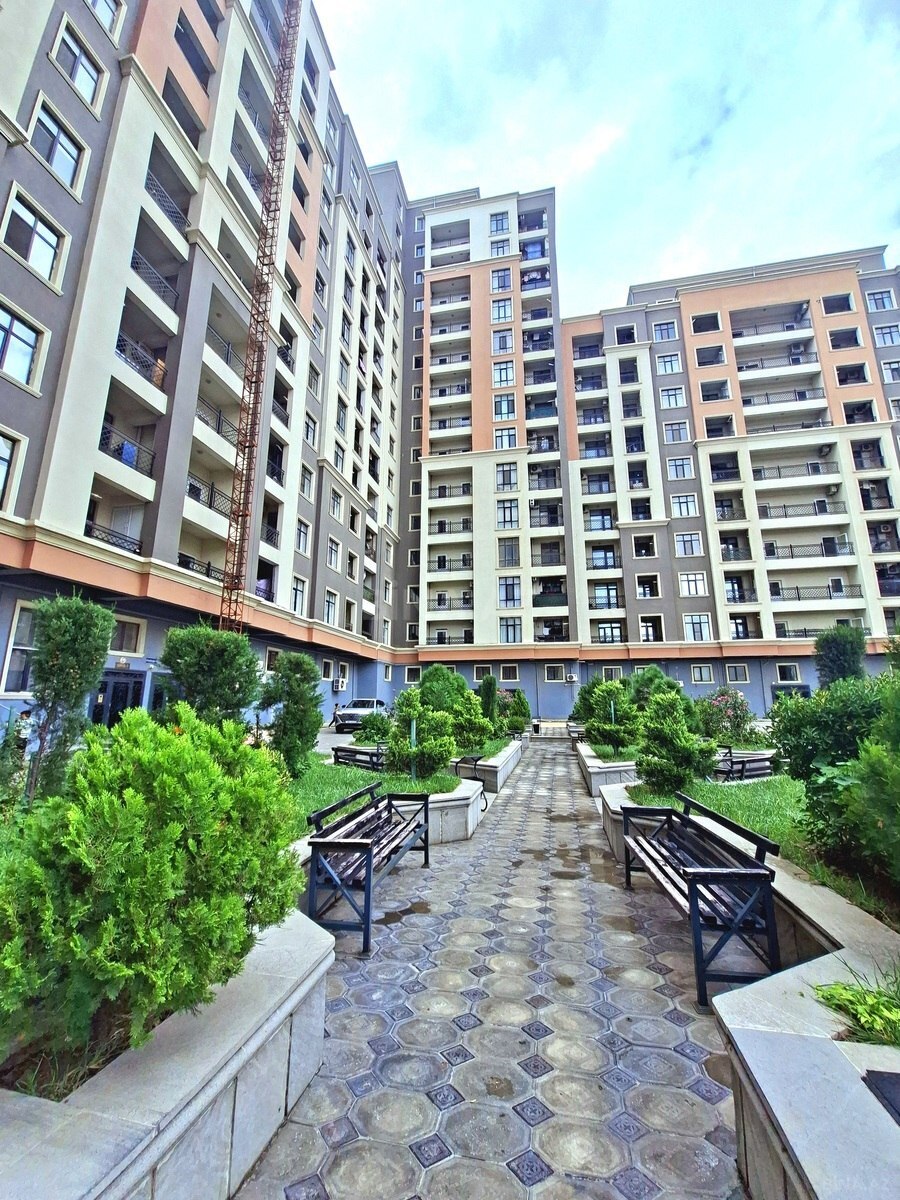 3 otaqlı Yeni tikili, Qara Qarayev m., Bakı