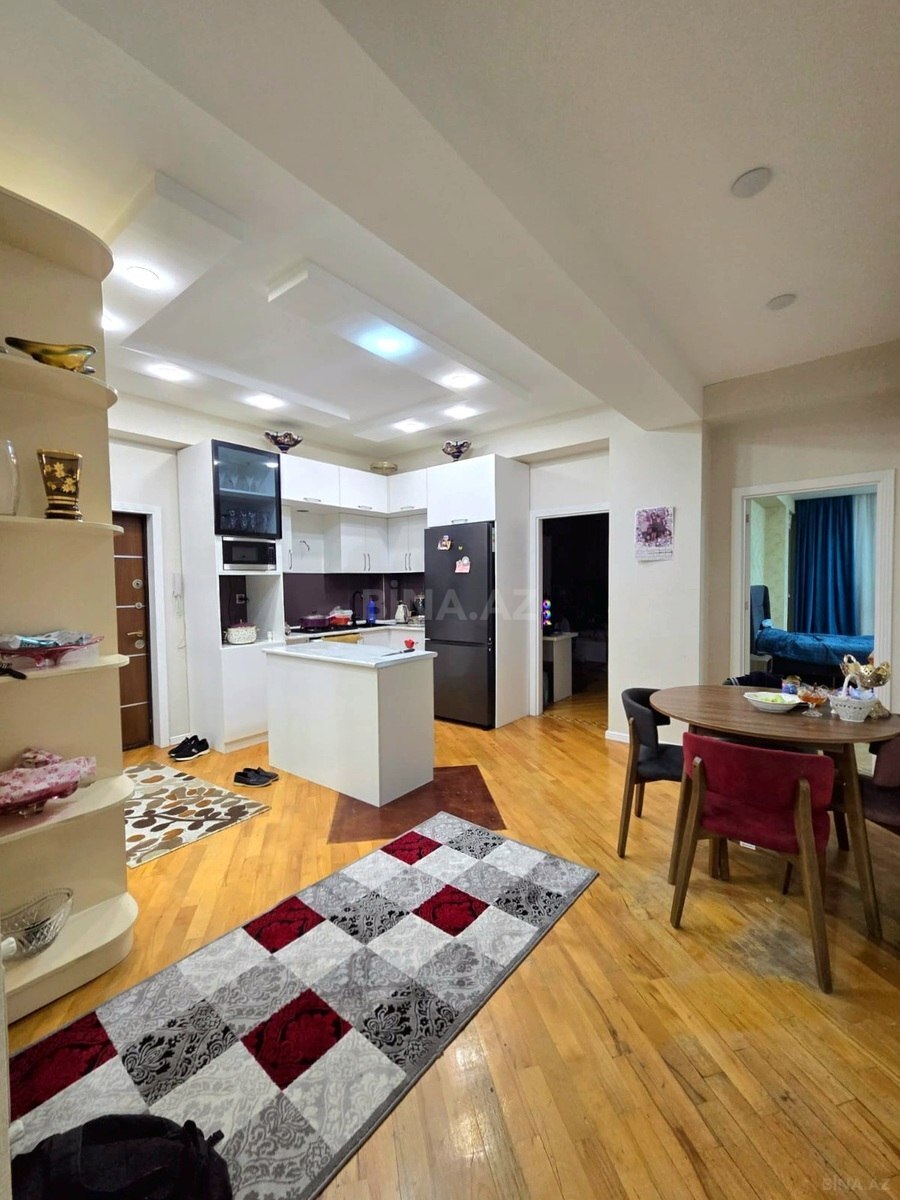 3 otaqlı Yeni tikili, 8-ci kilometr q., Bakı