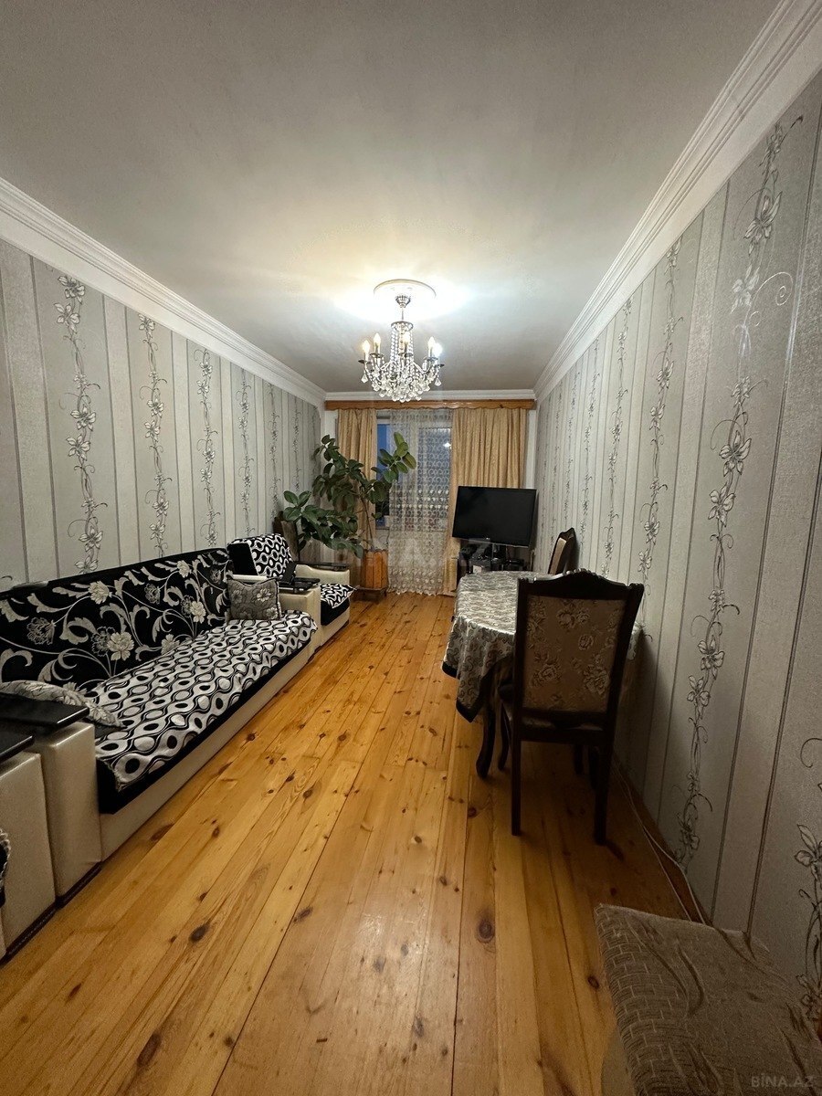 3 otaqlı Köhnə tikili, Xırdalan