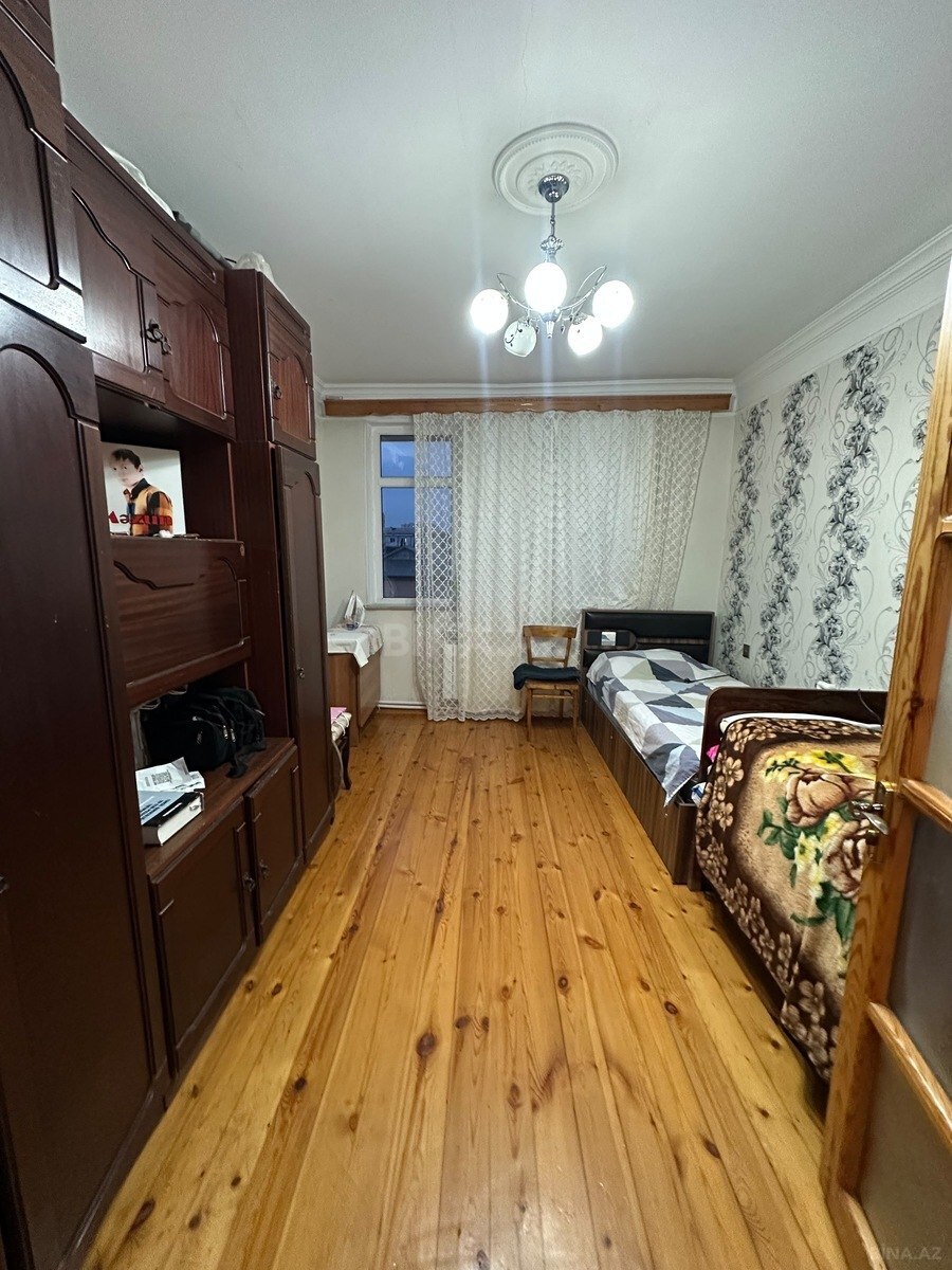 3 otaqlı Köhnə tikili, Xırdalan