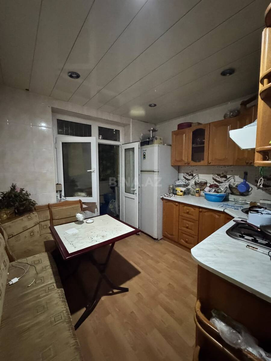 3 otaqlı Köhnə tikili, Azadlıq Prospekti m., Bakı