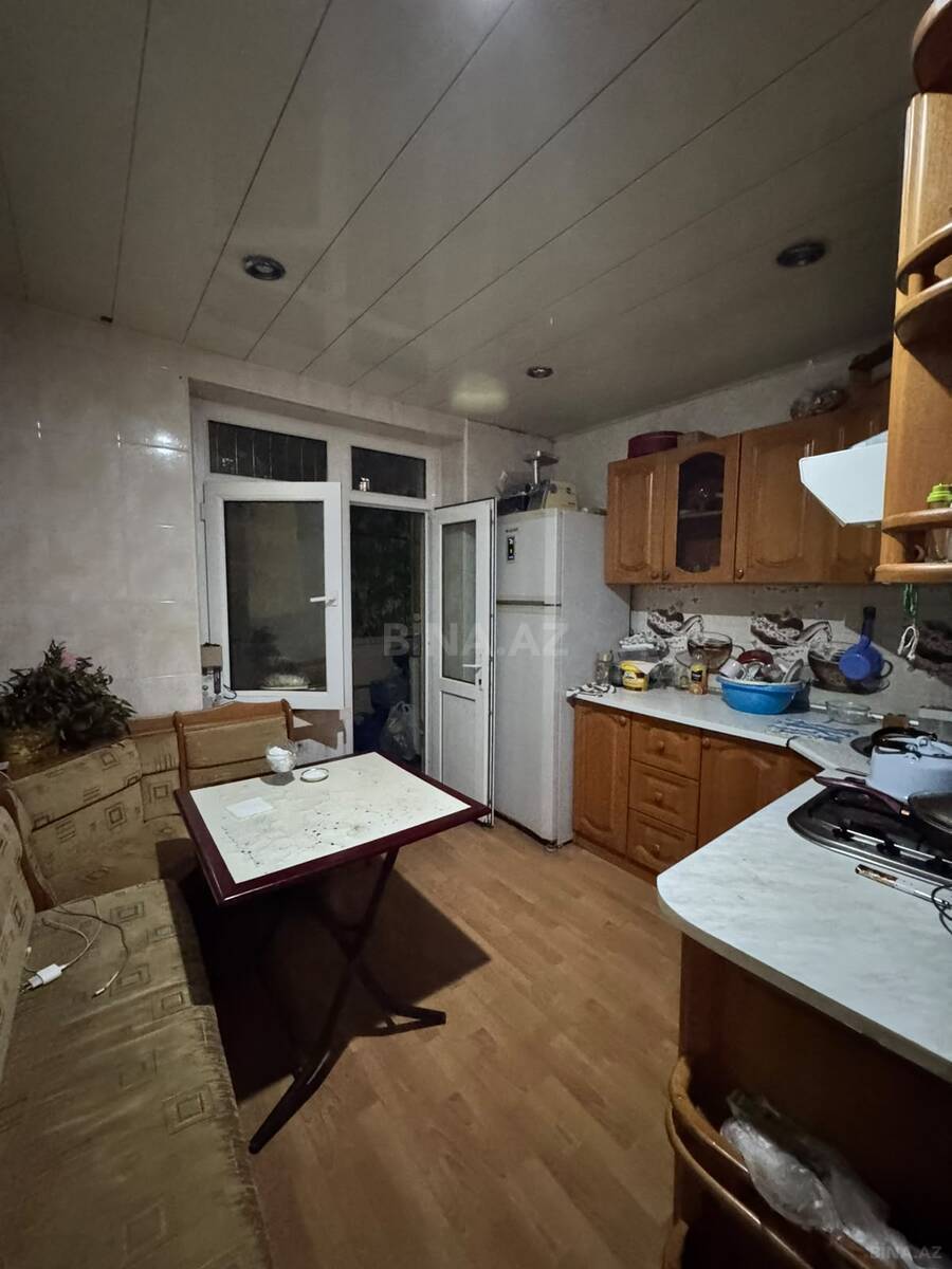 3 otaqlı Köhnə tikili, Azadlıq Prospekti m., Bakı
