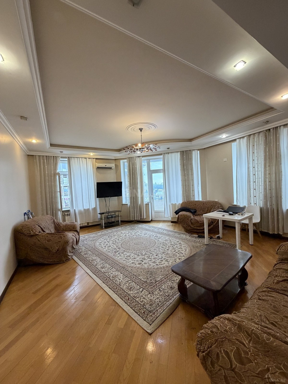 3 otaqlı Yeni tikili, İçəri Şəhər m., Bakı