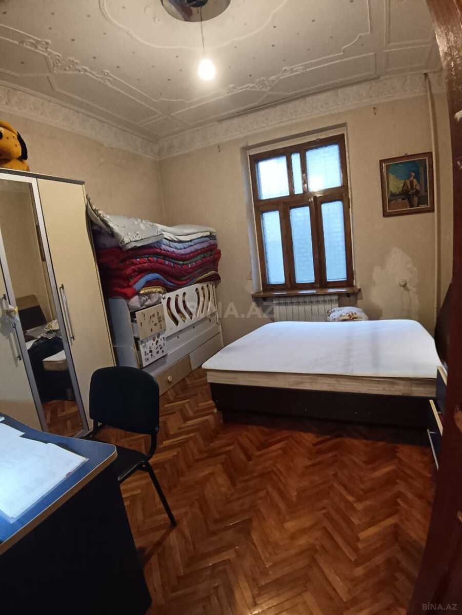 6 otaqlı Köhnə tikili, Sumqayıt