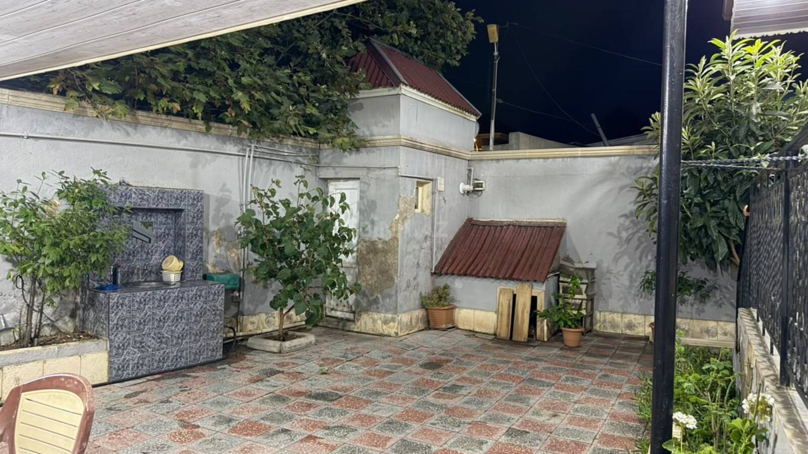 4 otaqlı Həyət evi/Bağ evi, Qaraçuxur q., Bakı