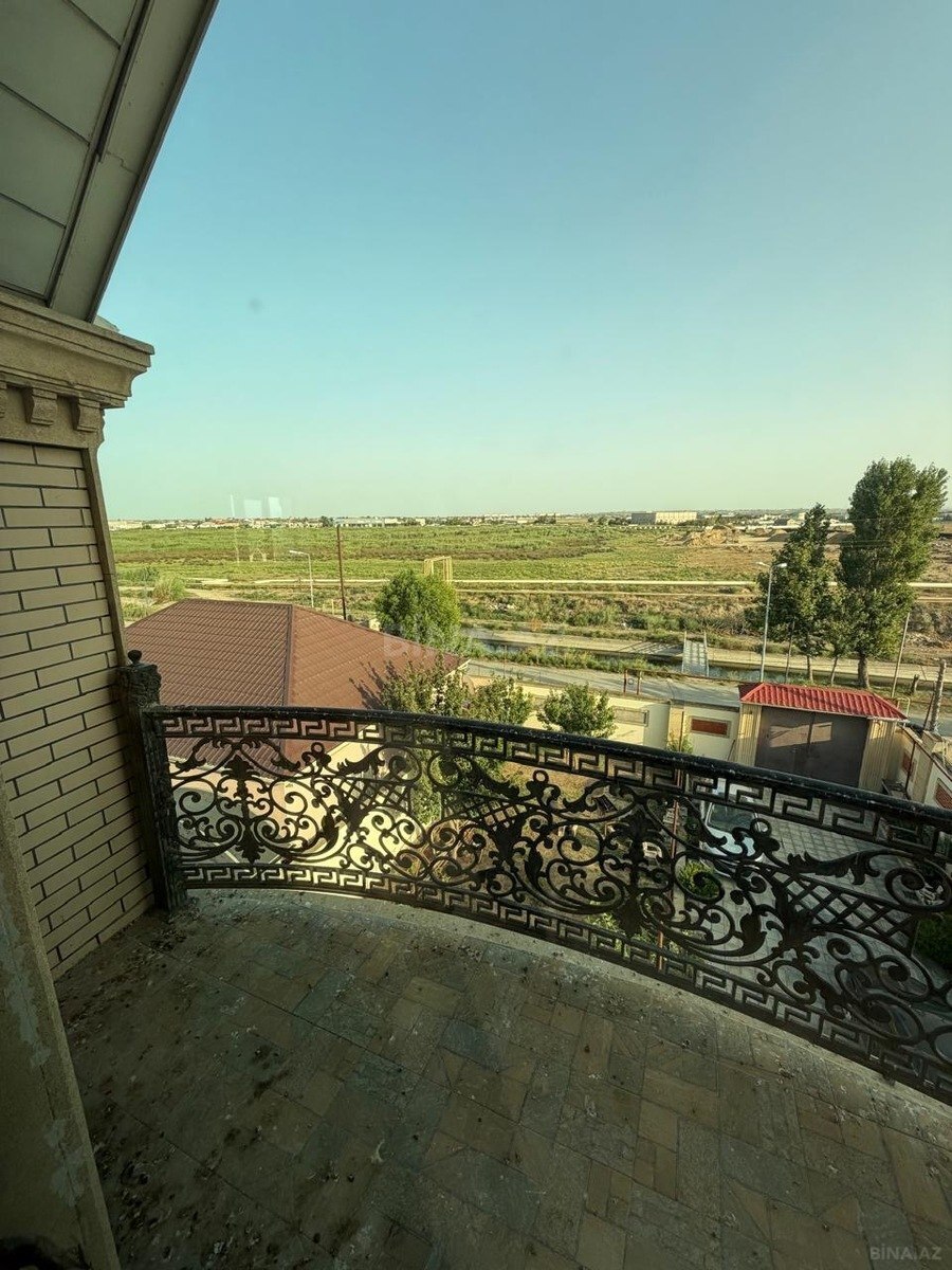 7 otaqlı Həyət evi/Bağ evi, Savalan q., Bakı