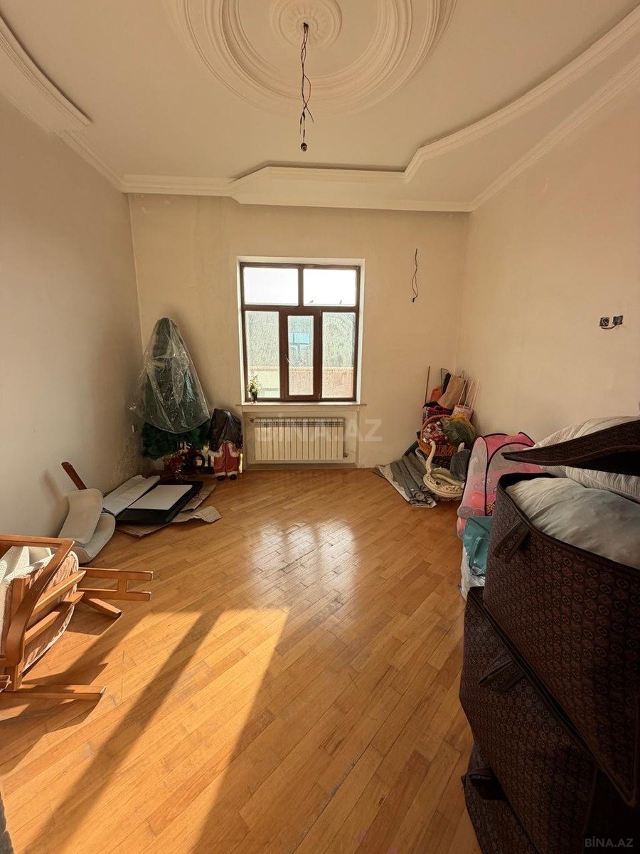 7 otaqlı Həyət evi/Bağ evi, Savalan q., Bakı
