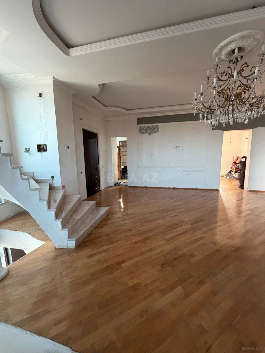 7 otaqlı Həyət evi/Bağ evi, Savalan q., Bakı
