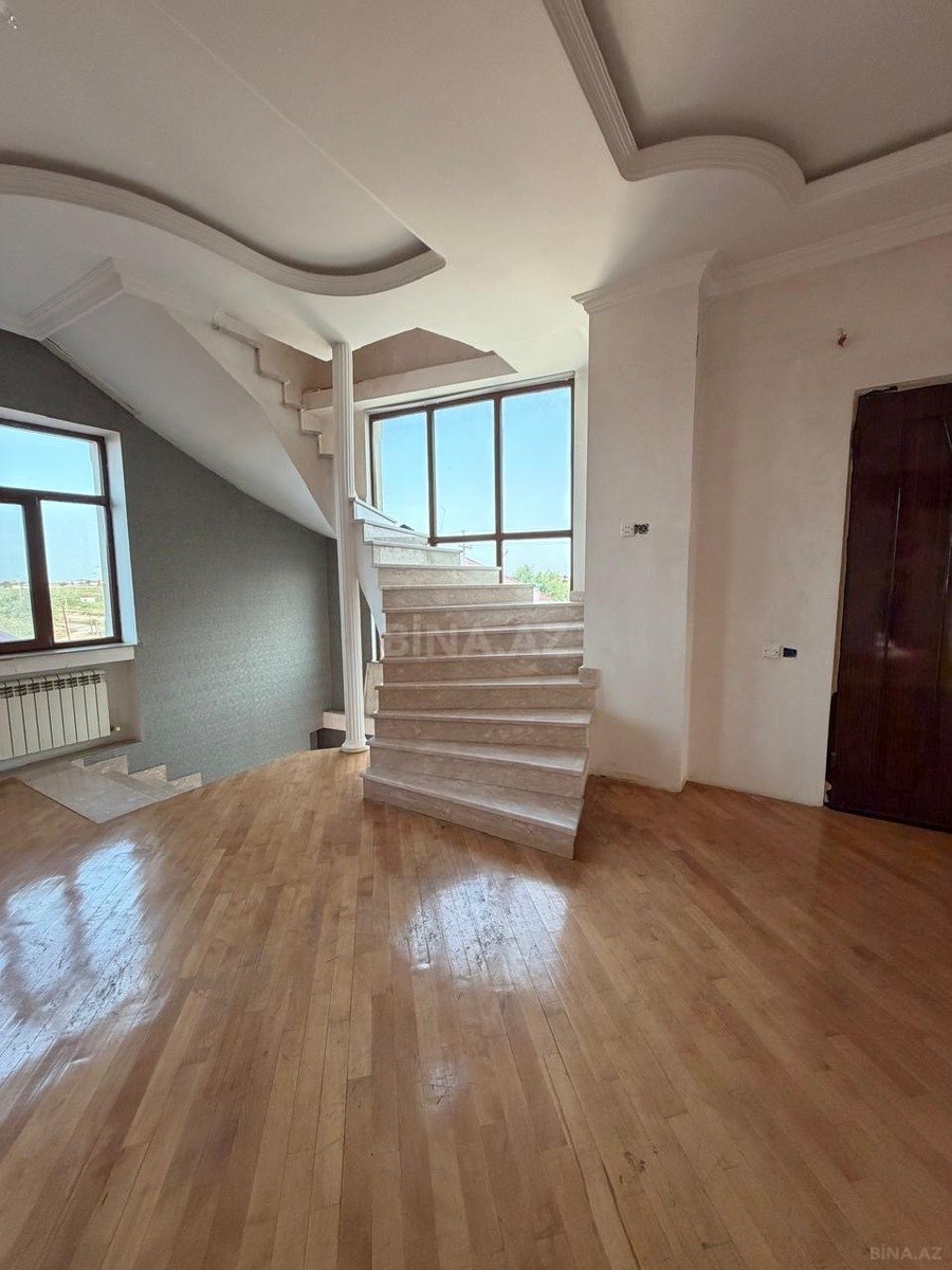 7 otaqlı Həyət evi/Bağ evi, Savalan q., Bakı