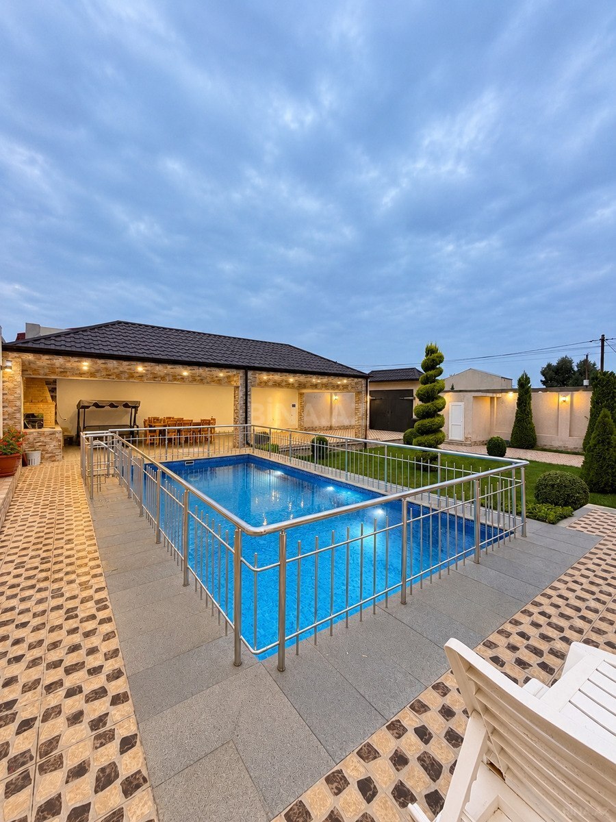 6 otaqlı Həyət evi/Bağ evi, Mərdəkan q., Bakı