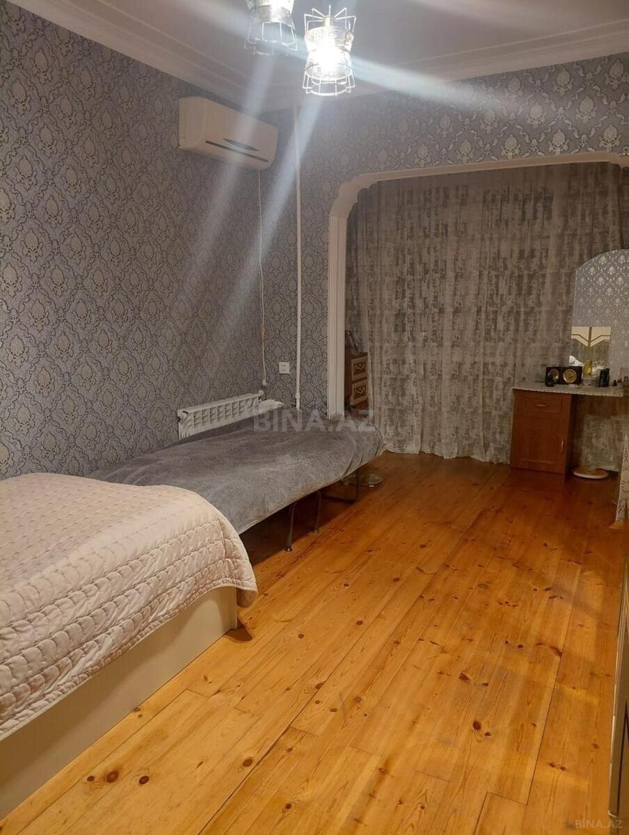2 otaqlı Köhnə tikili, Əhmədli m., Bakı