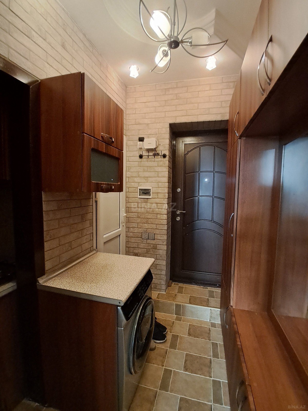 1 otaqlı Köhnə tikili, 28 May m., Bakı