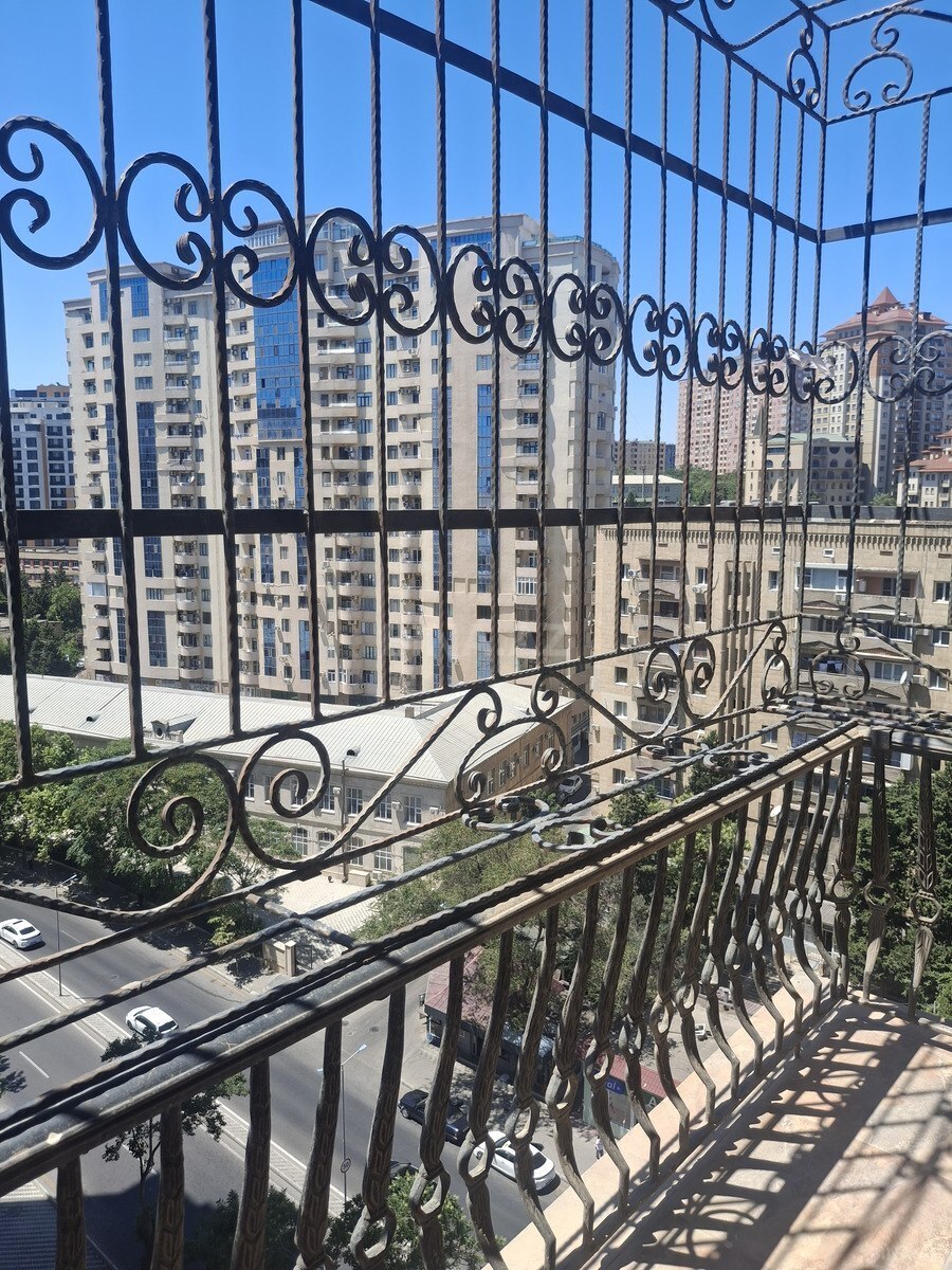 4 otaqlı Yeni tikili, Nərimanov r., Bakı