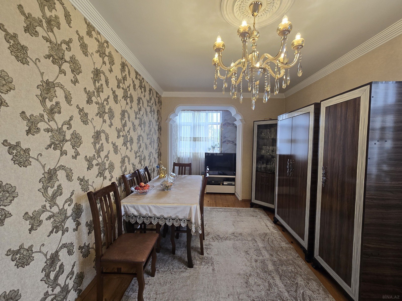 3 otaqlı Köhnə tikili, Sumqayıt
