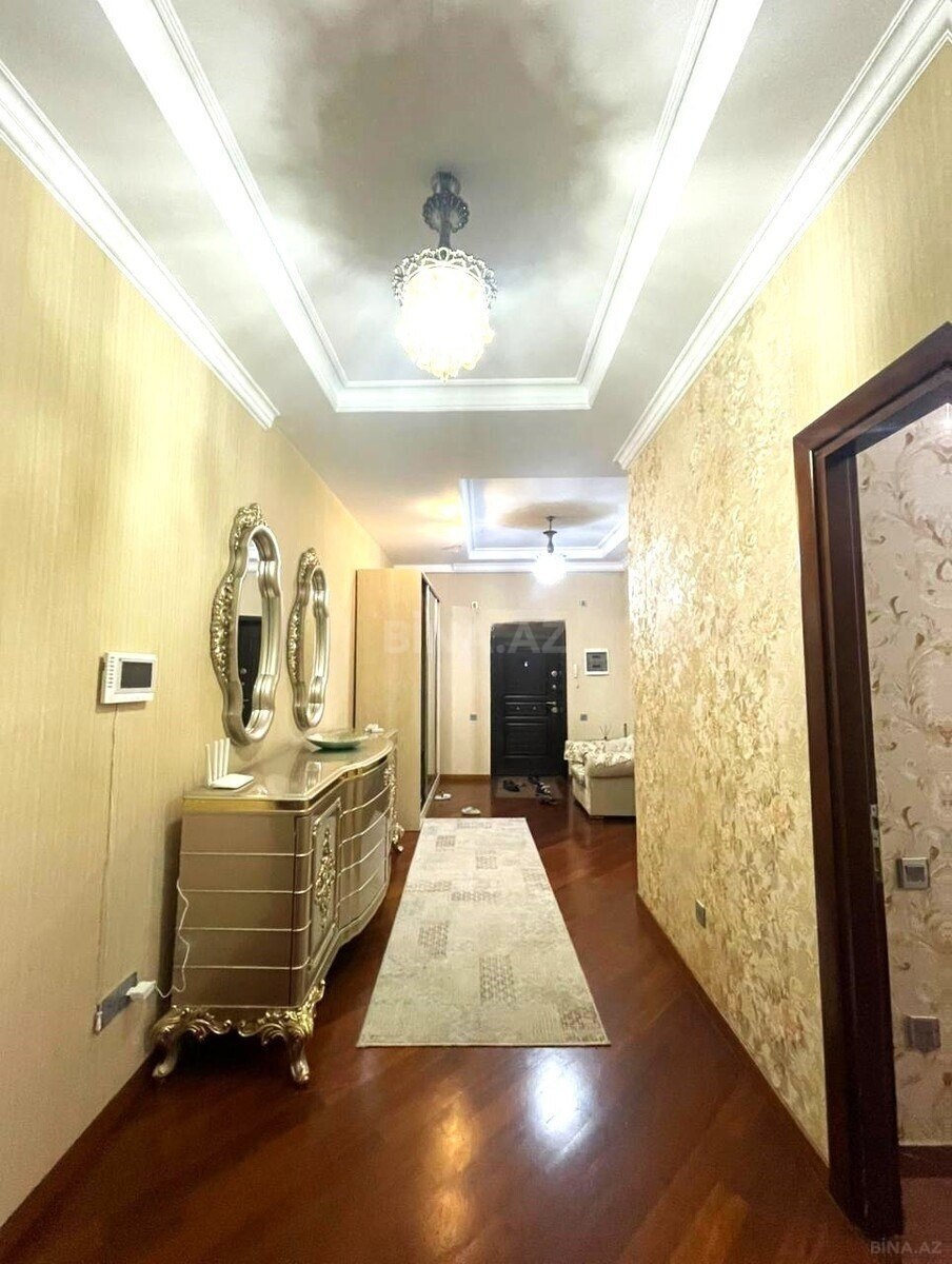 3 otaqlı Yeni tikili, Neftçilər m., Bakı