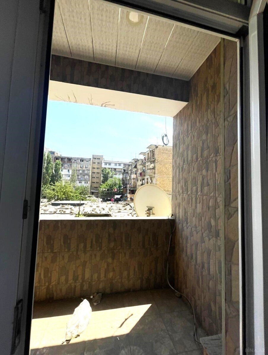 3 otaqlı Yeni tikili, Neftçilər m., Bakı
