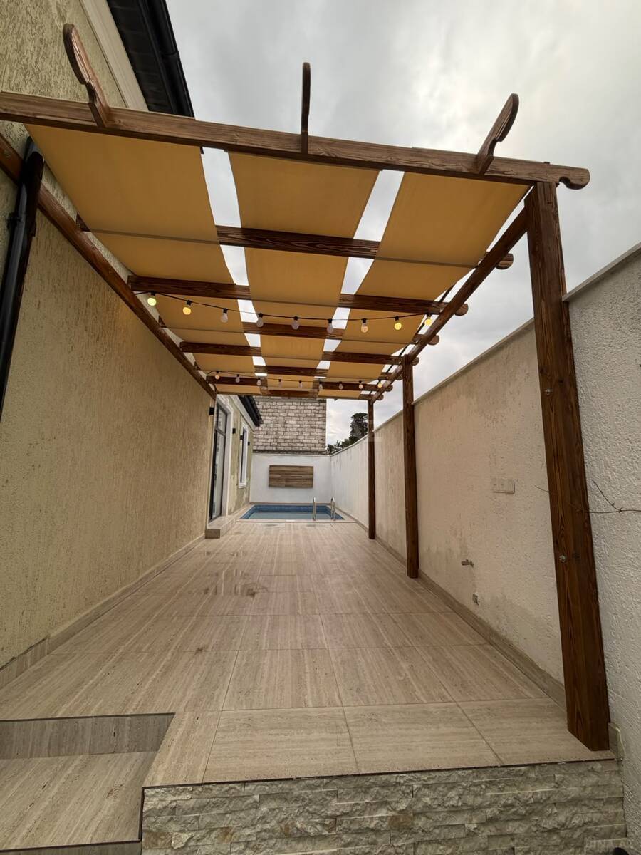 3 otaqlı Həyət evi/Bağ evi, Şüvəlan q., Bakı