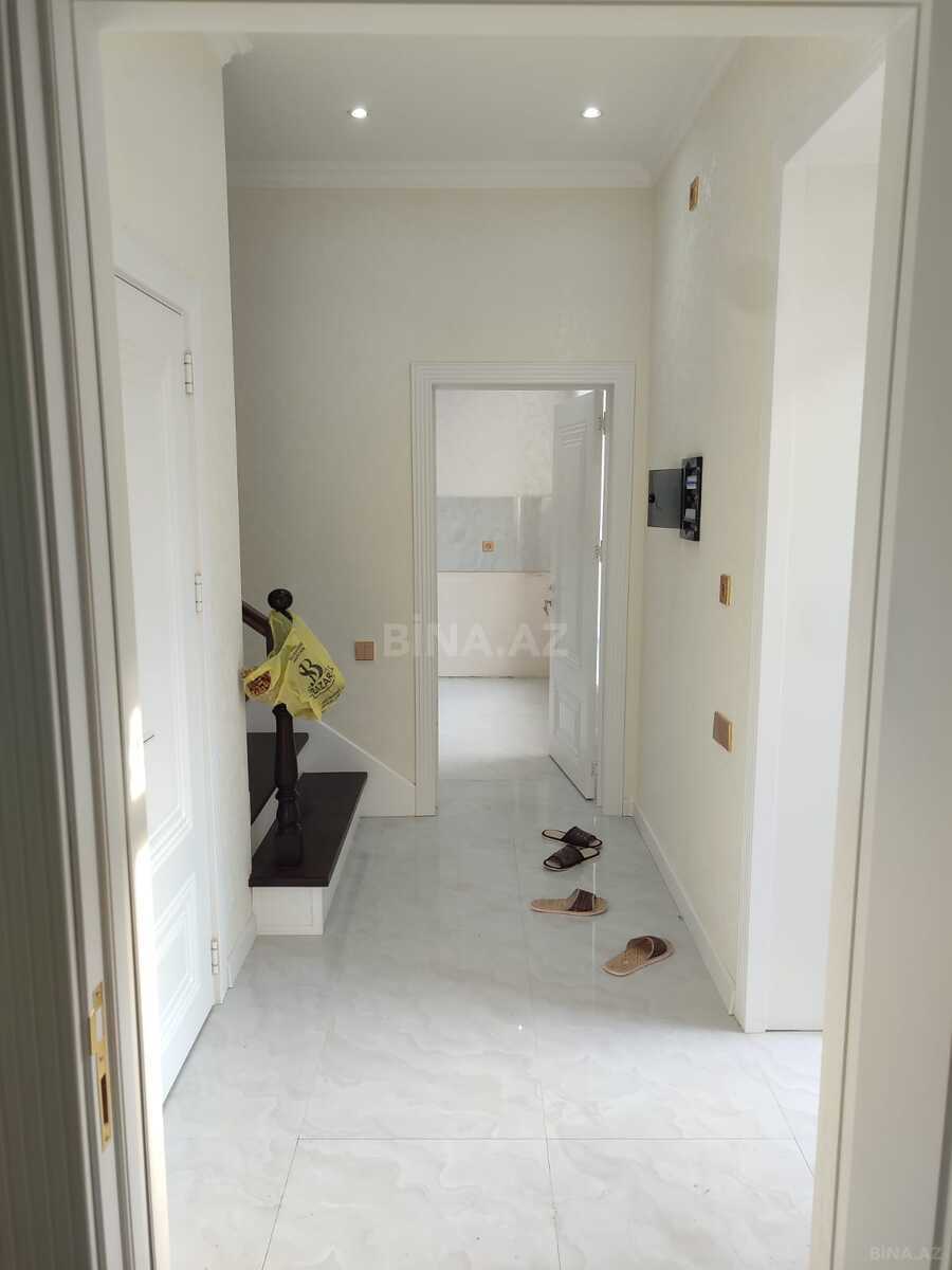 4 otaqlı Həyət evi/Bağ evi, Qaraçuxur q., Bakı